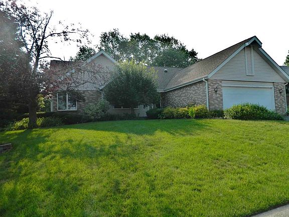 2nd image of 1299 Brook Hill Close