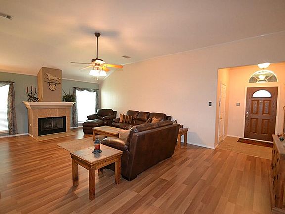 3rd image of 14754 Autumn Glen Ct