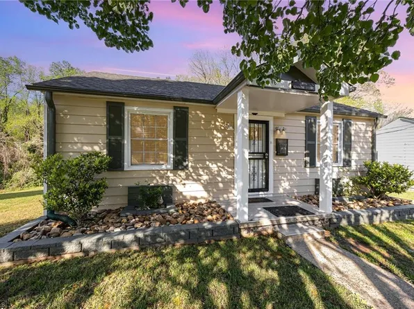 2774 Edwards St, Winston Salem, NC 27127