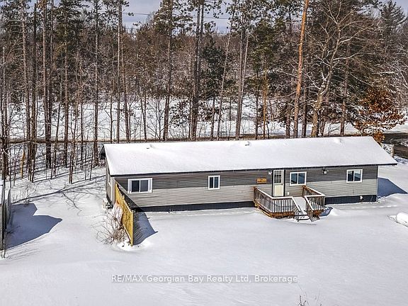 3rd image of 5263 Elliott Side Rd #1