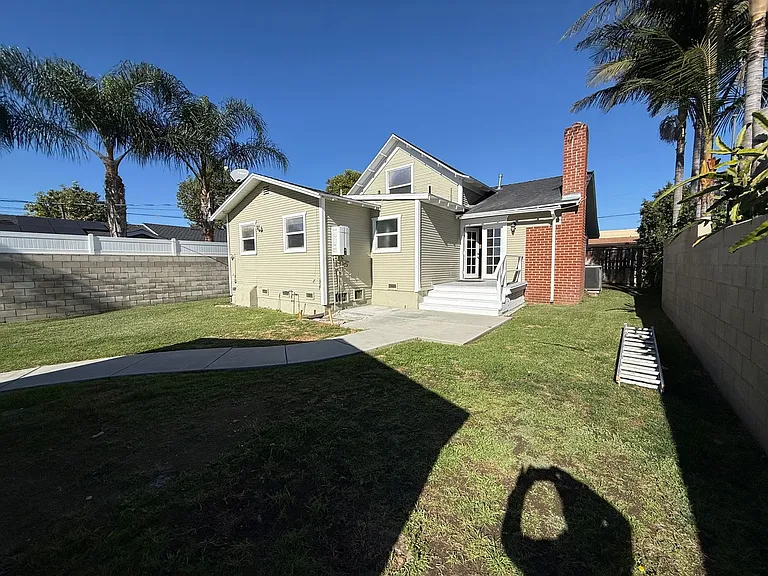 536 W Greenwood Ave — Photo 7