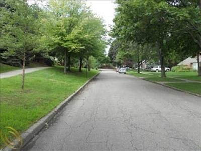 2nd image of 13328 Wales Ave