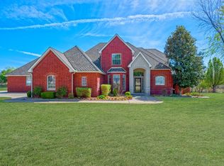 106 N Olde Bridge Rd, Moore, OK 73160