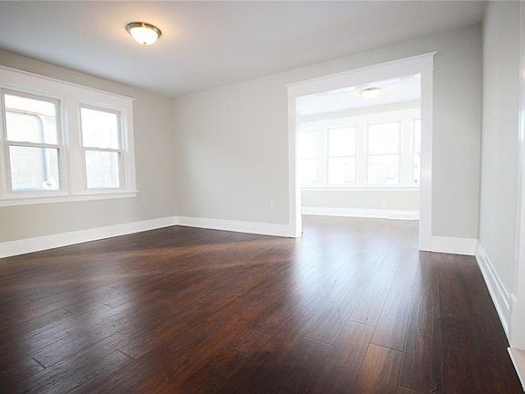 4th image of 229 Kinsey Ave