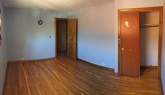 3rd image of 933 W North Ave APT F