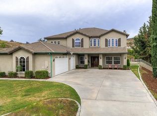 745 Mariposa Dr, Redlands, CA 92373