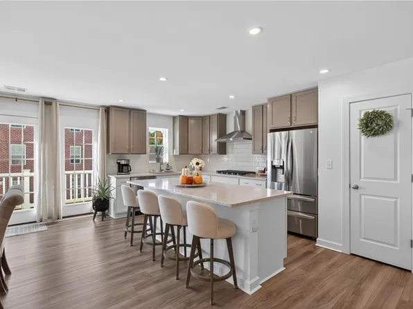 2632 Rochambeau Way, Virginia Beach, VA 23456