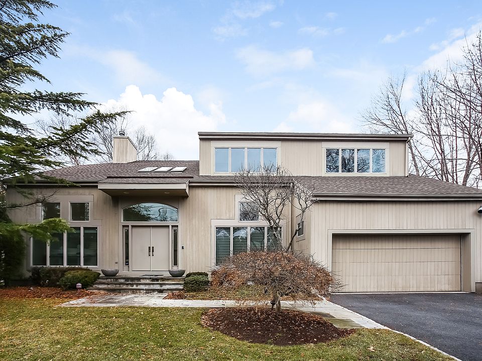 1st image of 503 Comly Ave