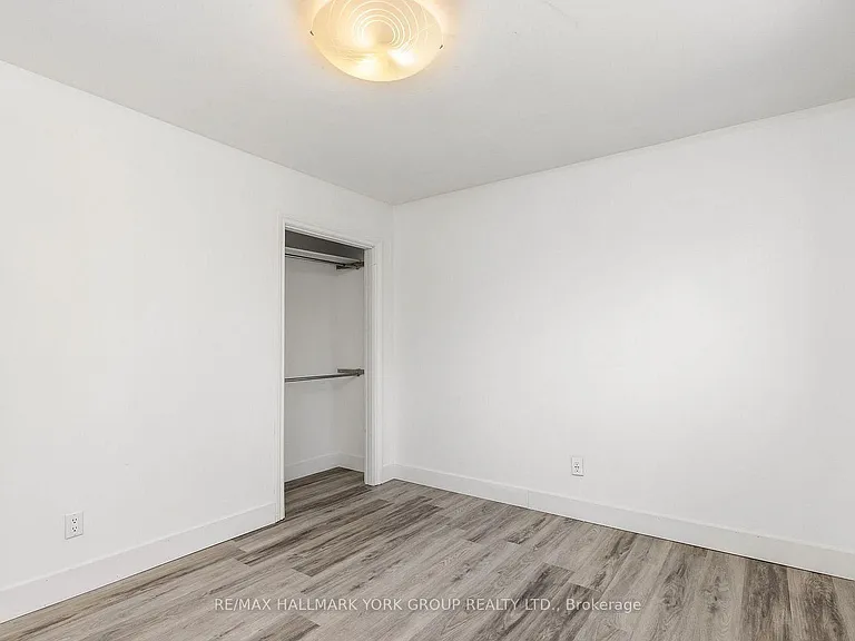 79 Maplegrove Ave — Photo 16
