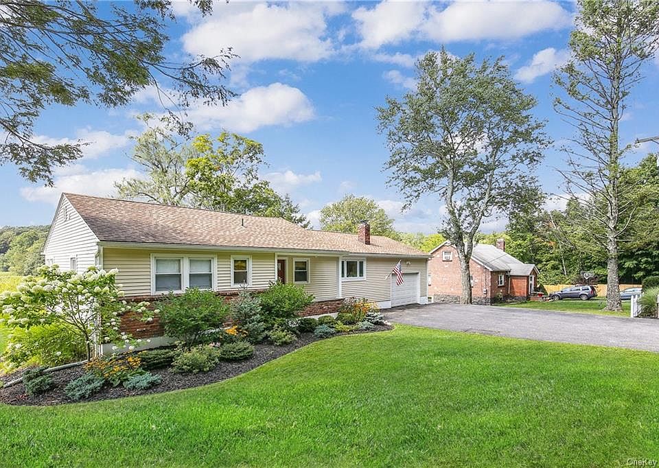 397 Barrett Hill Rd, Mahopac, NY 10541 | MLS #H6224608 | Zillow