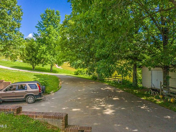 17th image of 745 Ronald Holt Ln