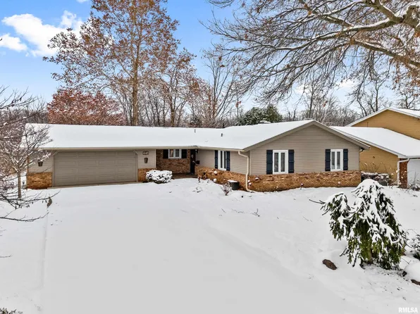 1912 Highwood Ave, Pekin, IL 61554