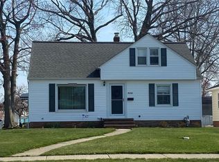 559 Bayridge Blvd, Willowick, OH 44095
