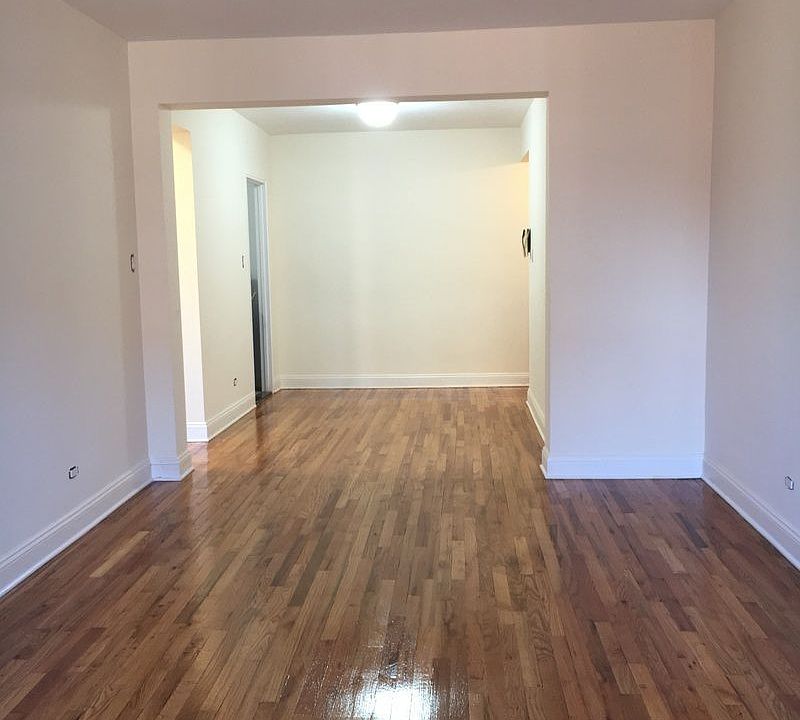 1st image of 4307 39th Pl APT 4J