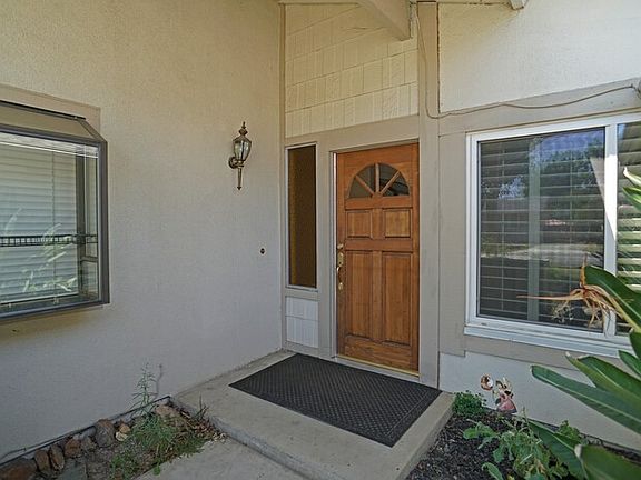 2nd image of 8240 Garry Oak Dr