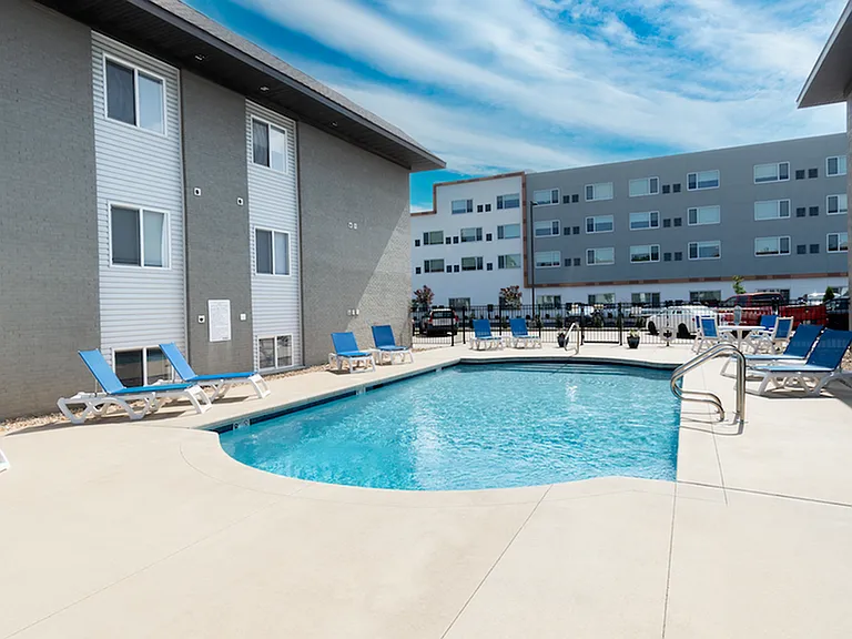 Scotsdale - Pool