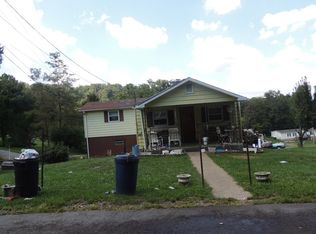 140 Honeycutt St, Elizabethton, TN 37643