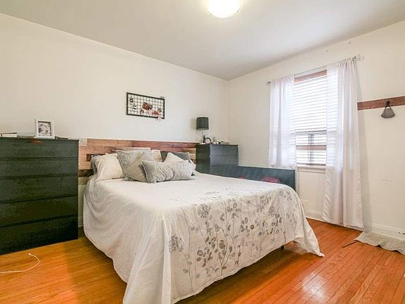 4th image of 61 McAdam Ave