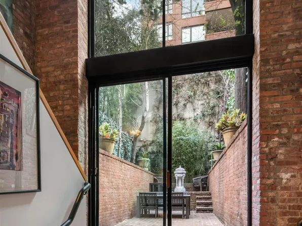 178 East 75th Street image 12 of 26