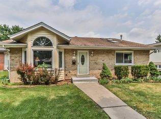 155 N School St, Addison, IL 60101