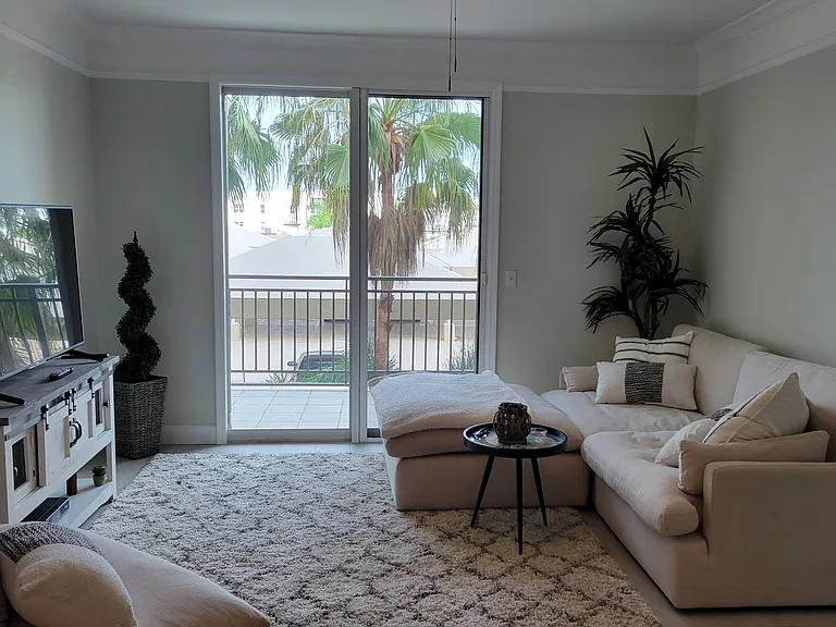 750 N Tamiami Trl #418 — Photo 7