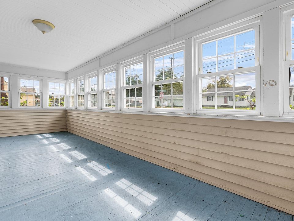 729 West Hollis Street, Nashua, NH 03062 Zillow