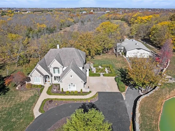 11250 W 191st St, Spring Hill, KS 66083