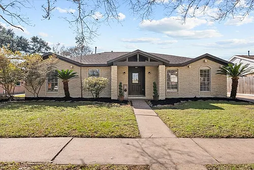 15514 Diana Ln Photo 1