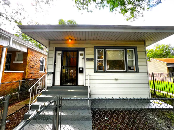 7726 S Champlain Ave, Chicago, IL 60619