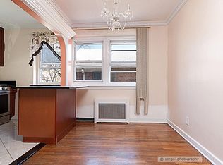 6523 170th St, Fresh Meadows, NY 11365