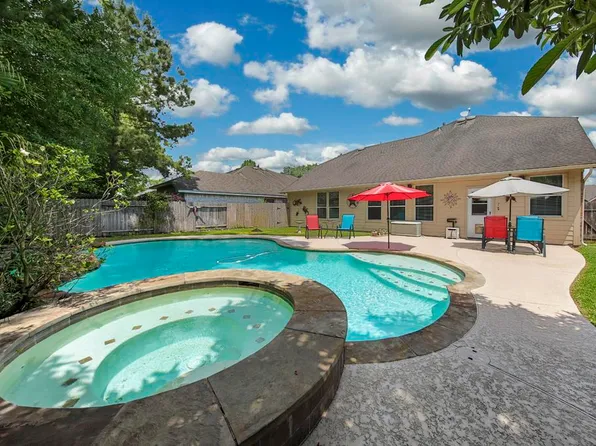 31215 Rainwood Park Ln, Spring, TX 77386