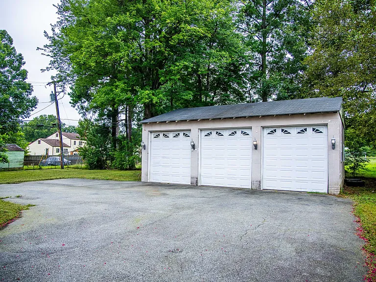 706 Erich Rd — Photo 17