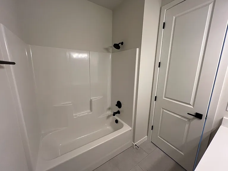 L0533 - D - Reed Place Condos — Photo 20