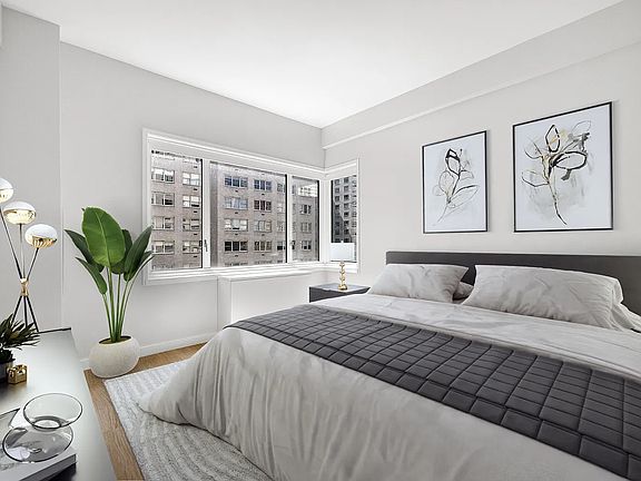 3rd image of 165 E 66th St APT 9C