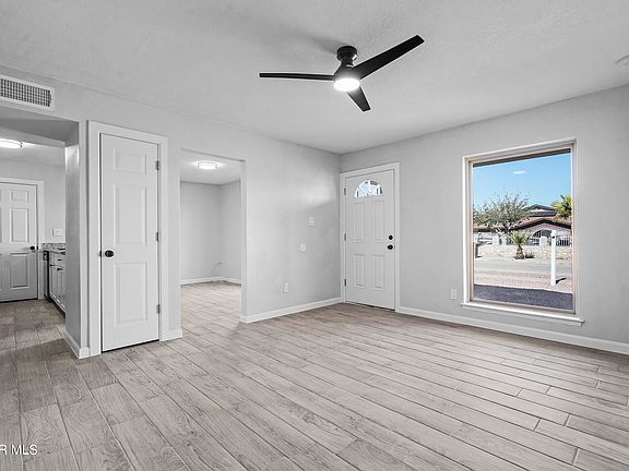 5th image of 8437 Villanova Dr