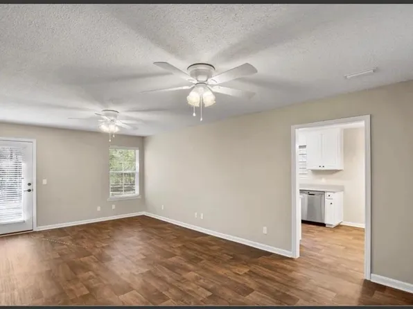 142 Emerald St, Ozark, AL 36360