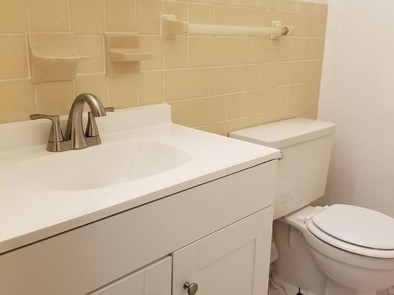 3rd image of 342 Fairmont Ave #15381978