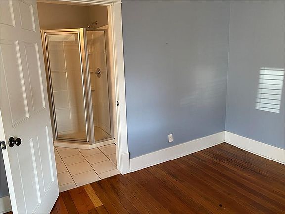 4th image of 308 S West Ave