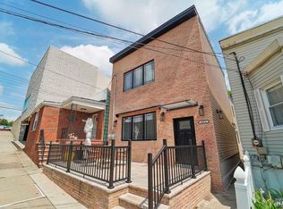 485 Westview Pl, Fairview, NJ 07022