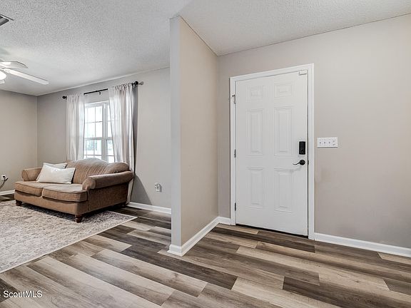 5th image of 1527 Redfish Dr SE