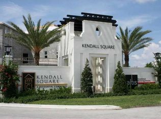 17083 SW 96th St, Miami, FL 33196