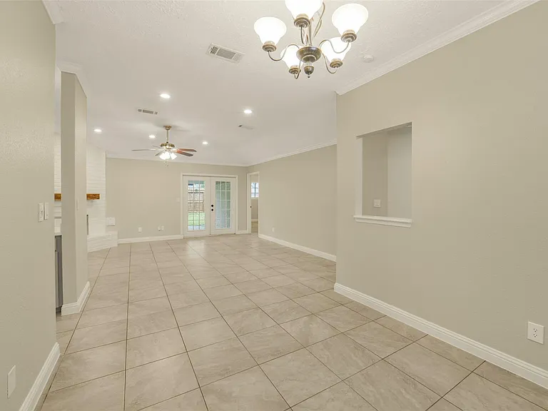 21211 Park Mount Dr — Photo 17