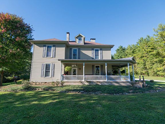 2nd image of 1121 Falls Rd