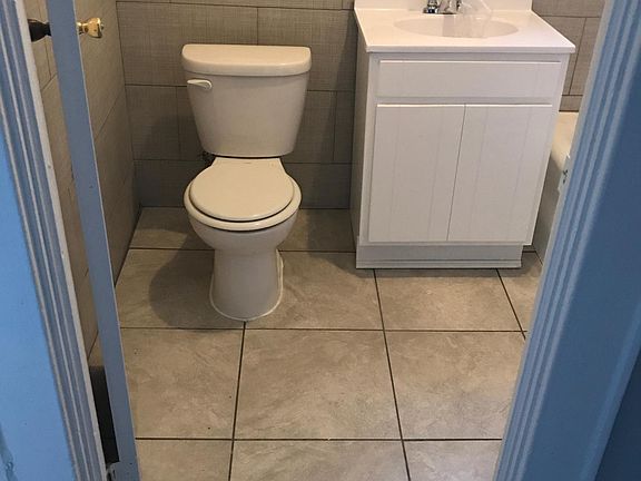 2nd image of 230 Washington St APT 18
