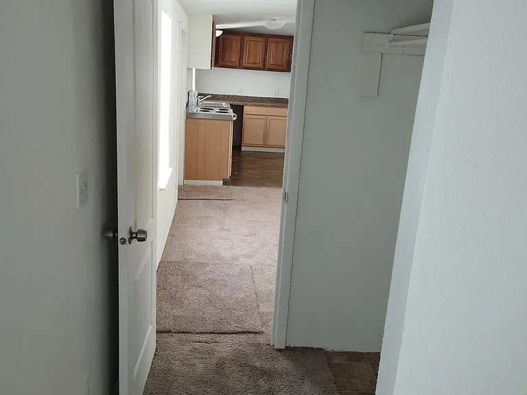 128 SE Camelot Loop — Photo 21