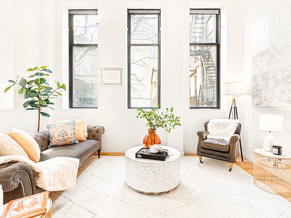 4th image of 115 4th Ave APT 2G