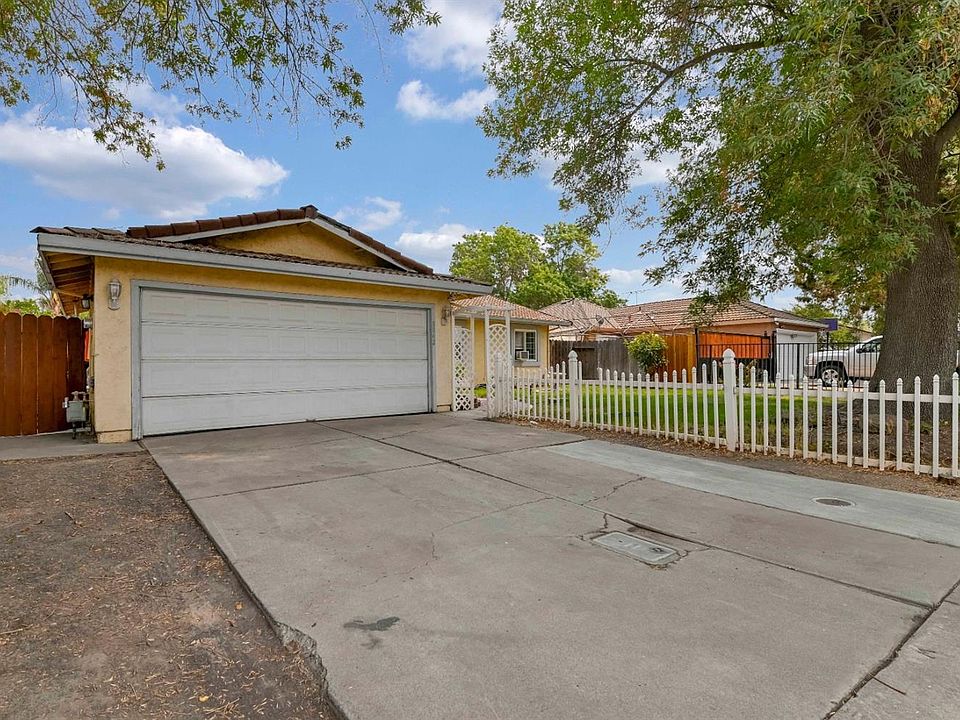 1st image of 8042 Champagne Dr