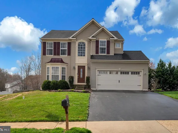 29 Montgomery Dr, Stafford, VA 22556