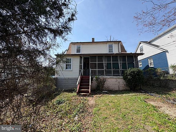 4th image of 4321 Annapolis Rd
