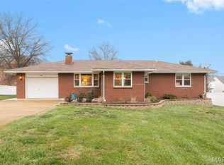 330 Fenton View Dr, Fenton, MO